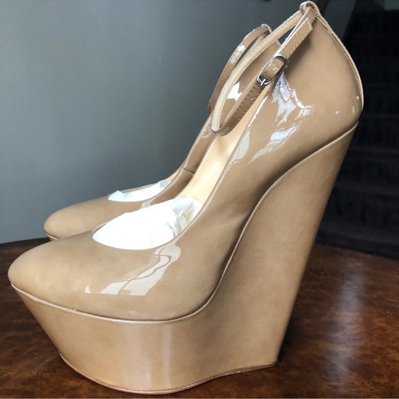Giuseppe Zanotti Patent Wedges Ankle Strap 39.5 - Picture 7 of 8